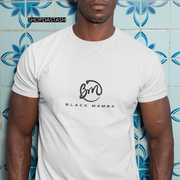 KOBE BLACK MAMBA UNISEX OR WOMEN TSHIRT - Picture 2 of 2